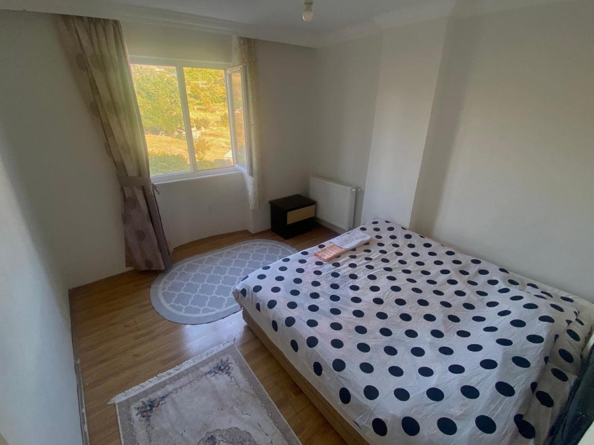 Ferienwohnung Spacious House Near The Airport Arnavutkoy Exterior foto